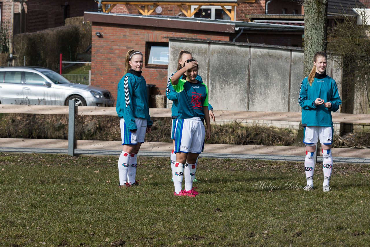 Bild 62 - wBJ SG Weststeinburg/Beidenfleth - SV Henstedt Ulzburg : Ergebnis: 0:4